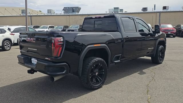 Used 2024 GMC Sierra 2500 AT4 w/ Technology Package AWD/4WD image 9
