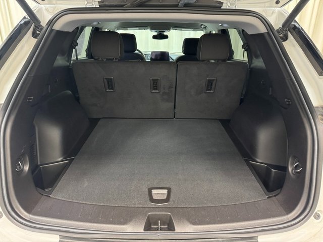 Used 2024 Chevrolet Blazer LT w/ Convenience Package image 18