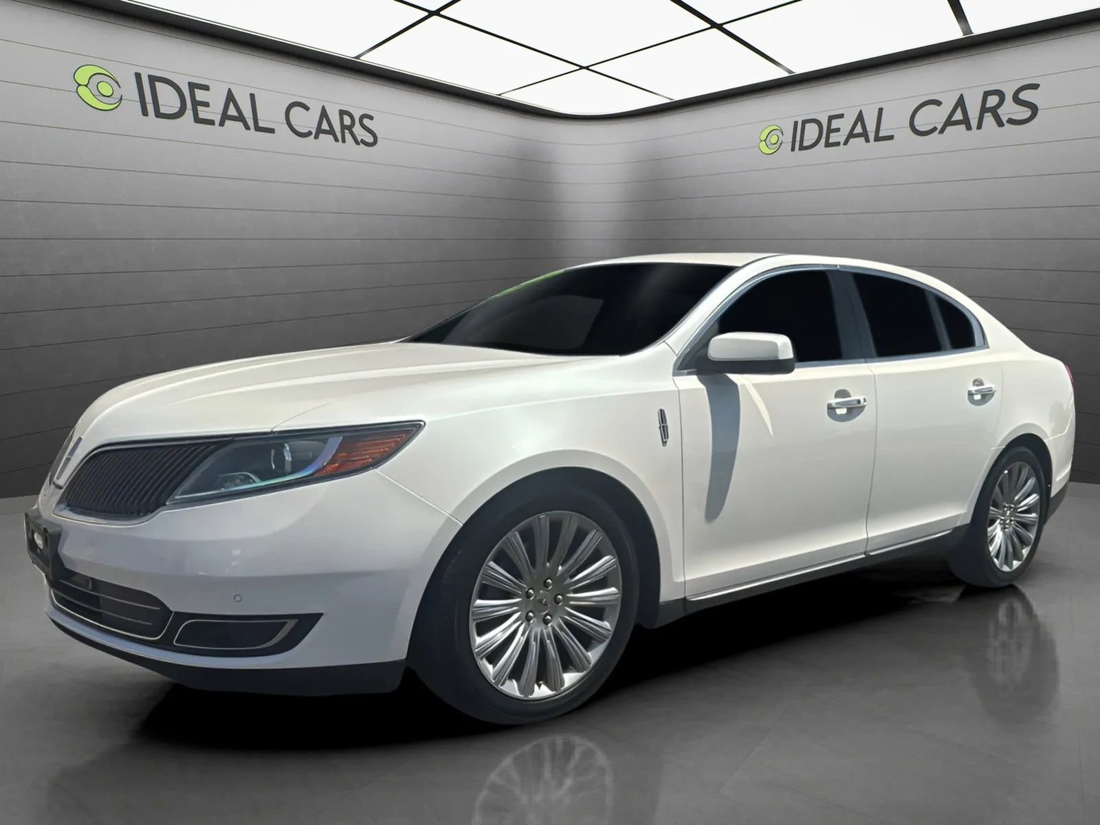 Used 2014 Lincoln MKS w/ Equipment Group 101A FWD image 1