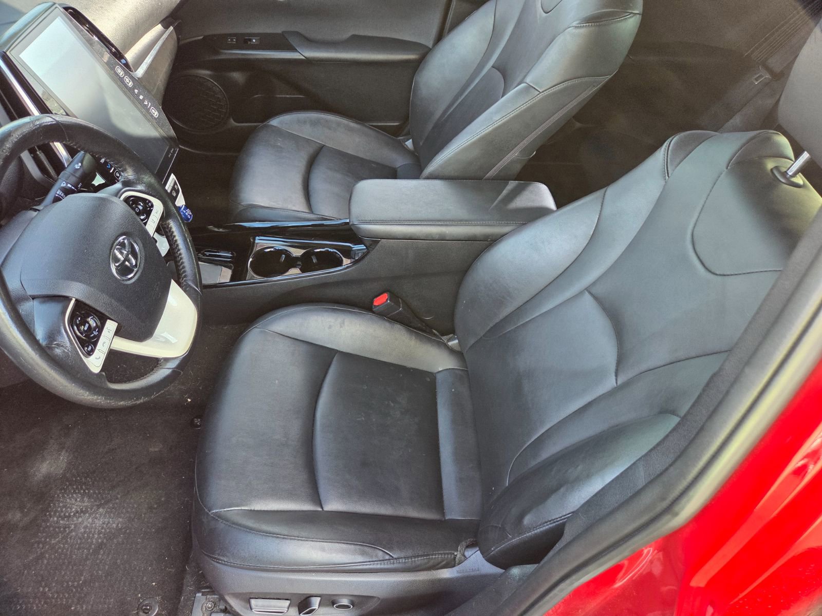 Used 2017 Toyota Prius Prime Advanced image 8