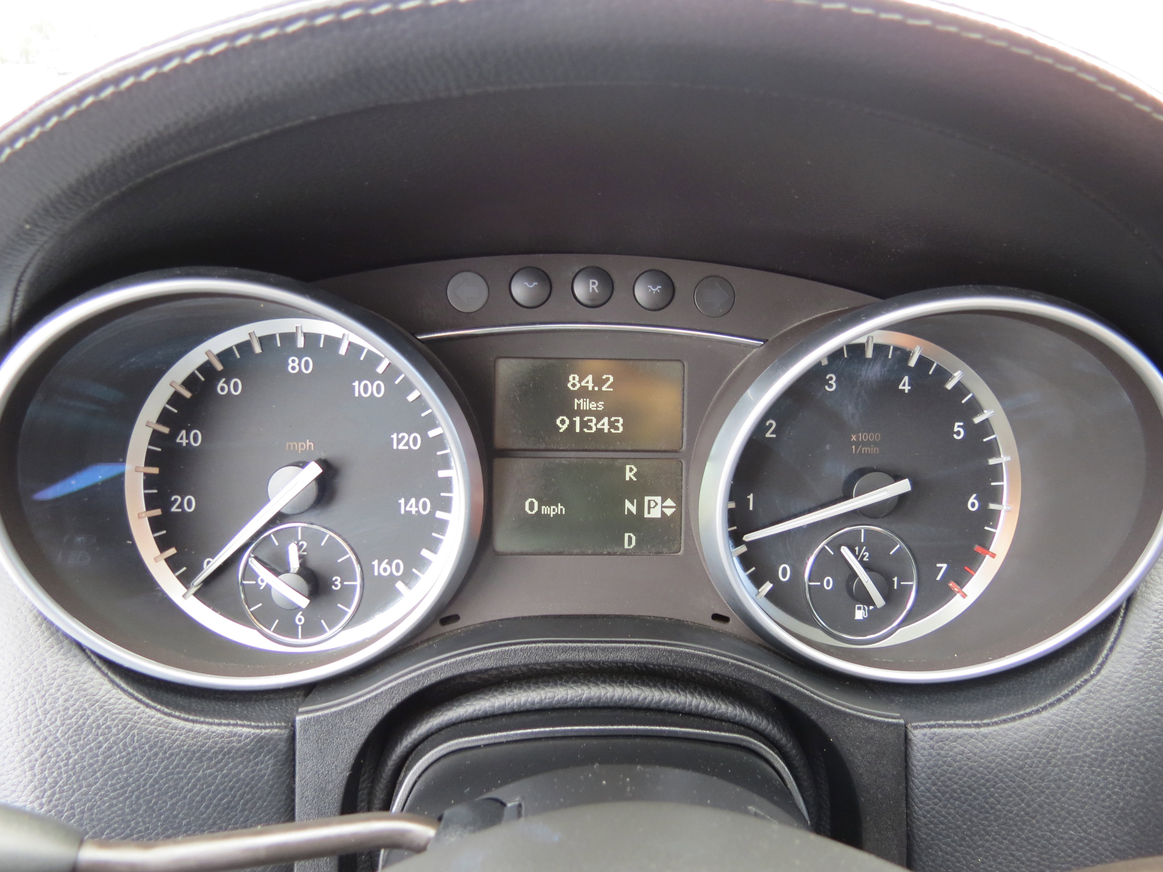 Used 2010 Mercedes-Benz GL 450 4MATIC image 10