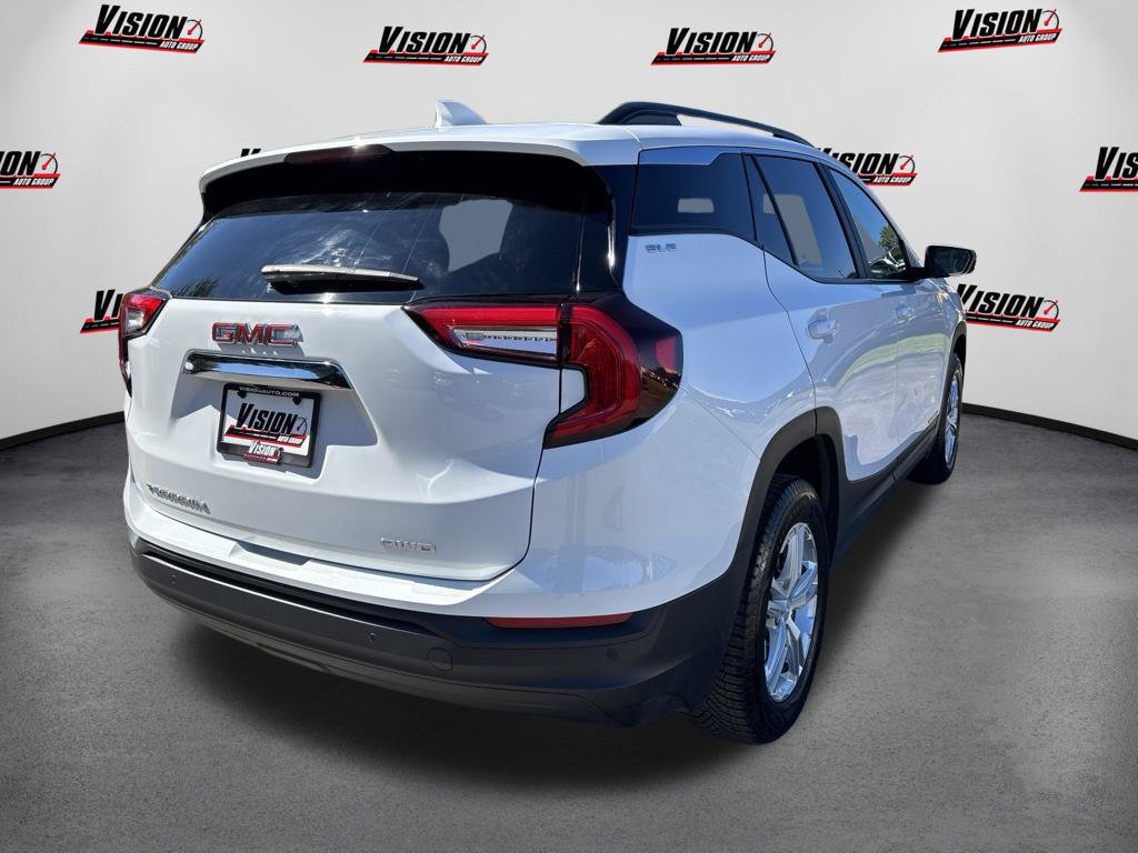 Used 2023 GMC Terrain SLE w/ Driver Convenience Package AWD/4WD image 5