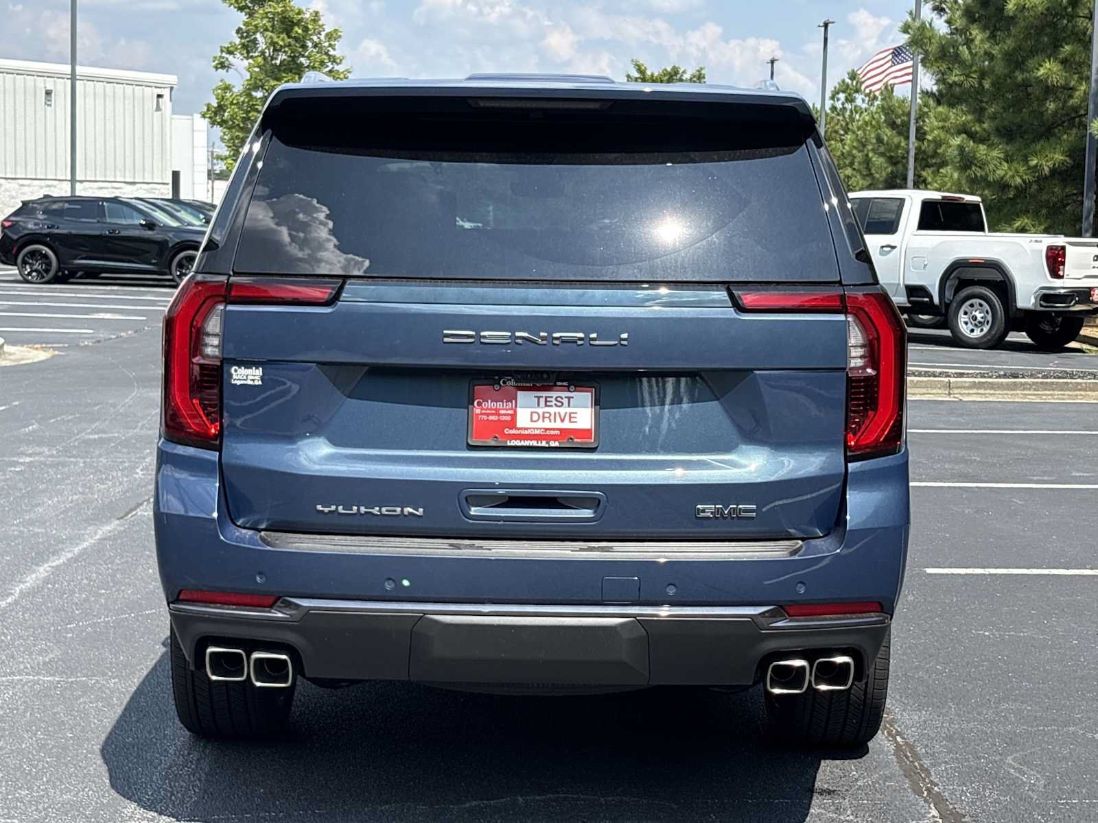 New 2026 GMC Yukon Denali Ultimate AWD/4WD image 22