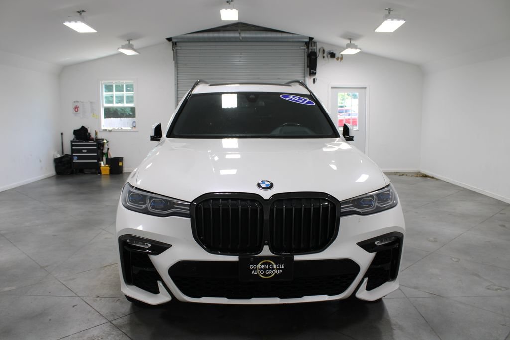 Used 2021 BMW X7 M50i w/ Executive Package AWD/4WD image 3