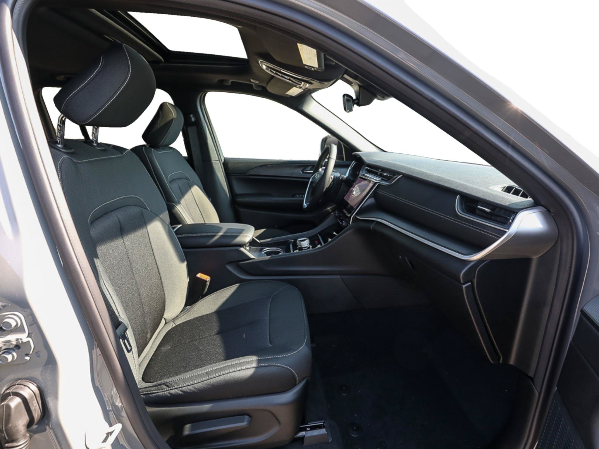 New 2027 Jeep Grand Cherokee Laredo X AWD/4WD image 22