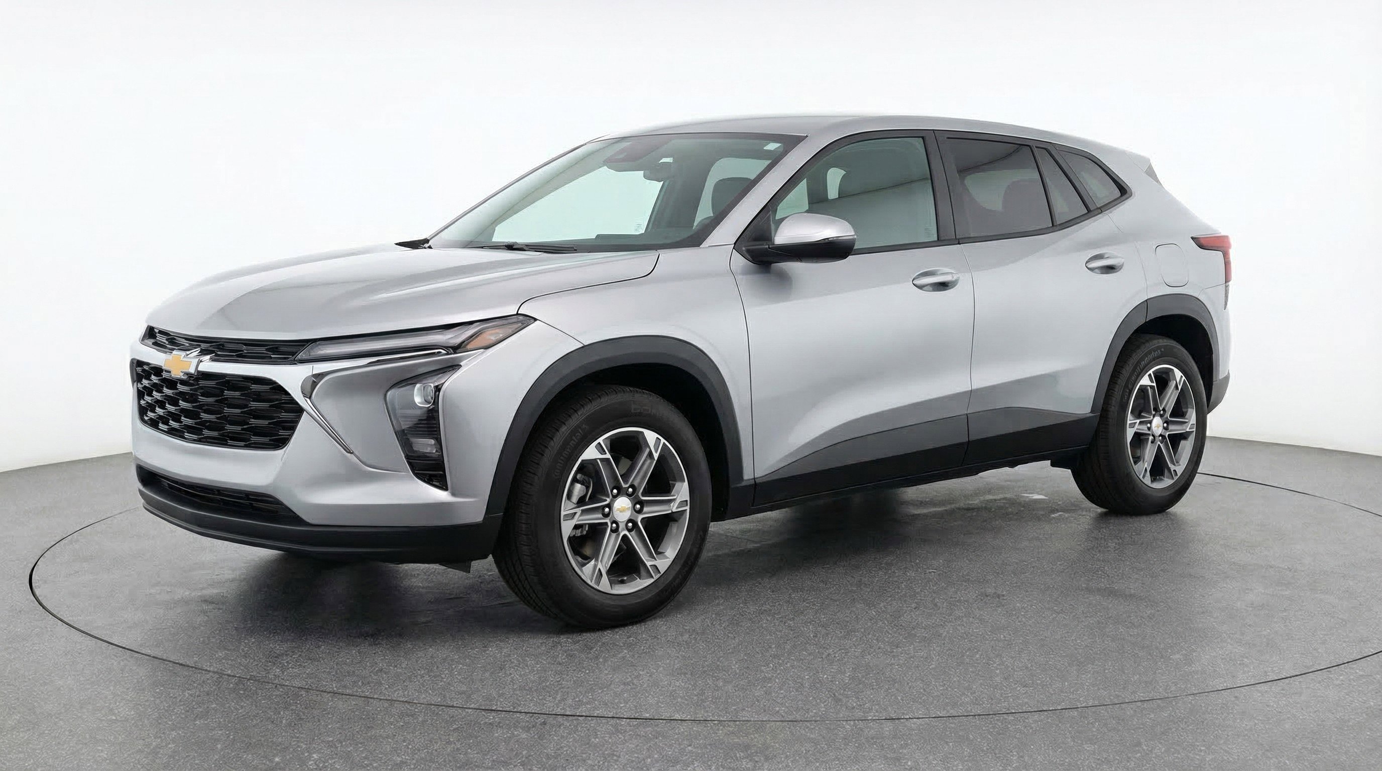 Used 2025 Chevrolet Blazer LT image 3