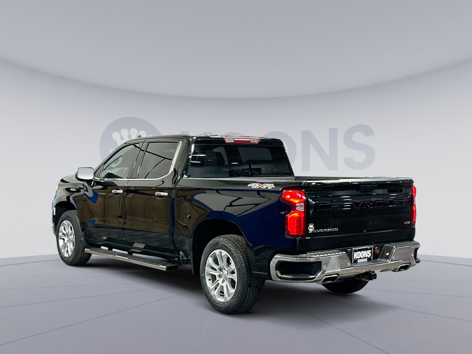 Used 2023 Chevrolet Silverado 1500 LTZ image 4