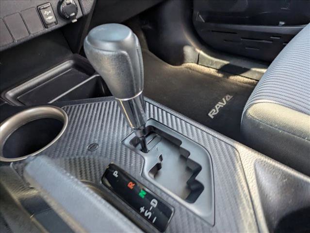 Used 2014 Toyota RAV4 LE image 12