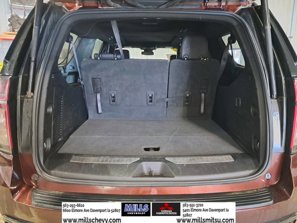 Used 2023 Chevrolet Suburban Z71 AWD/4WD image 14