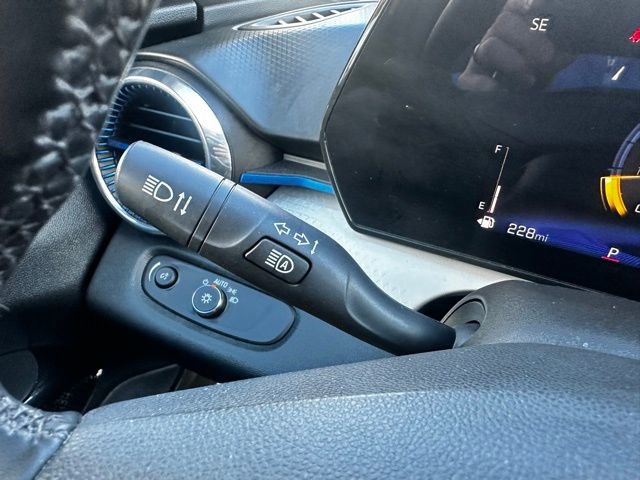 Used 2024 Chevrolet Trax LT w/ Driver Confidence Package image 12