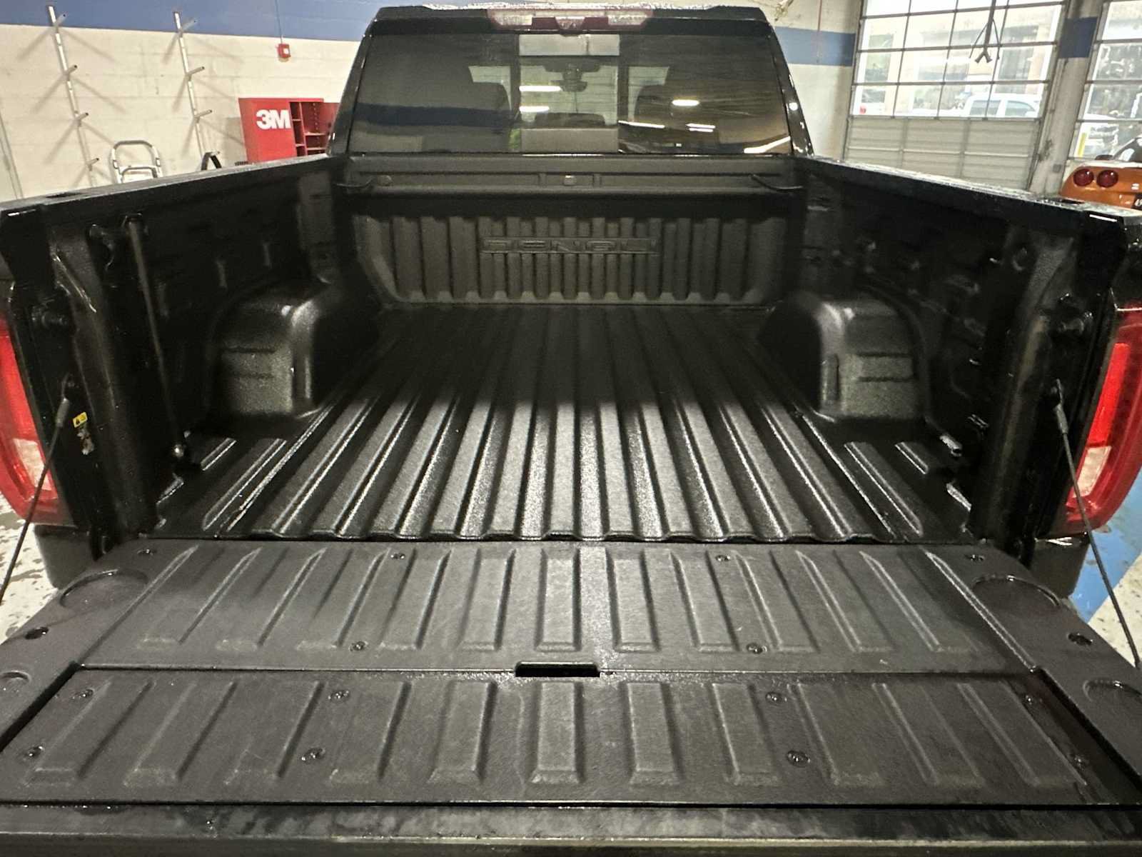 Certified 2021 GMC Sierra 1500 Denali w/ Denali Ultimate Package AWD/4WD image 43