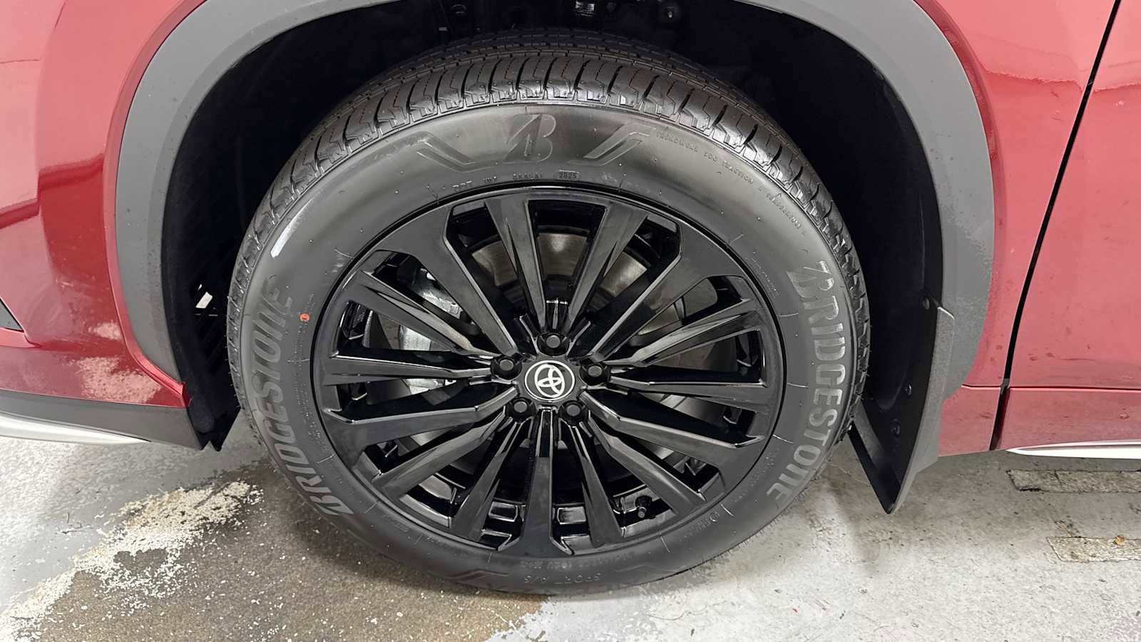 New 2026 Toyota Highlander XSE image 10