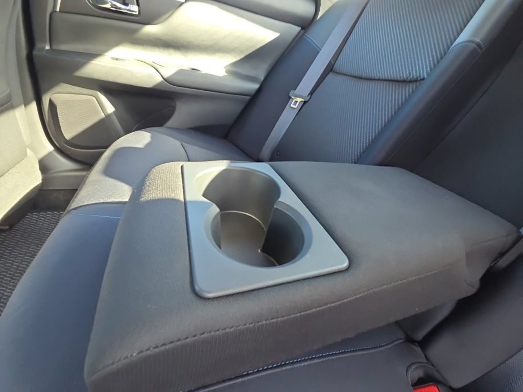 Used 2018 Nissan Altima 2.5 SR FWD image 11