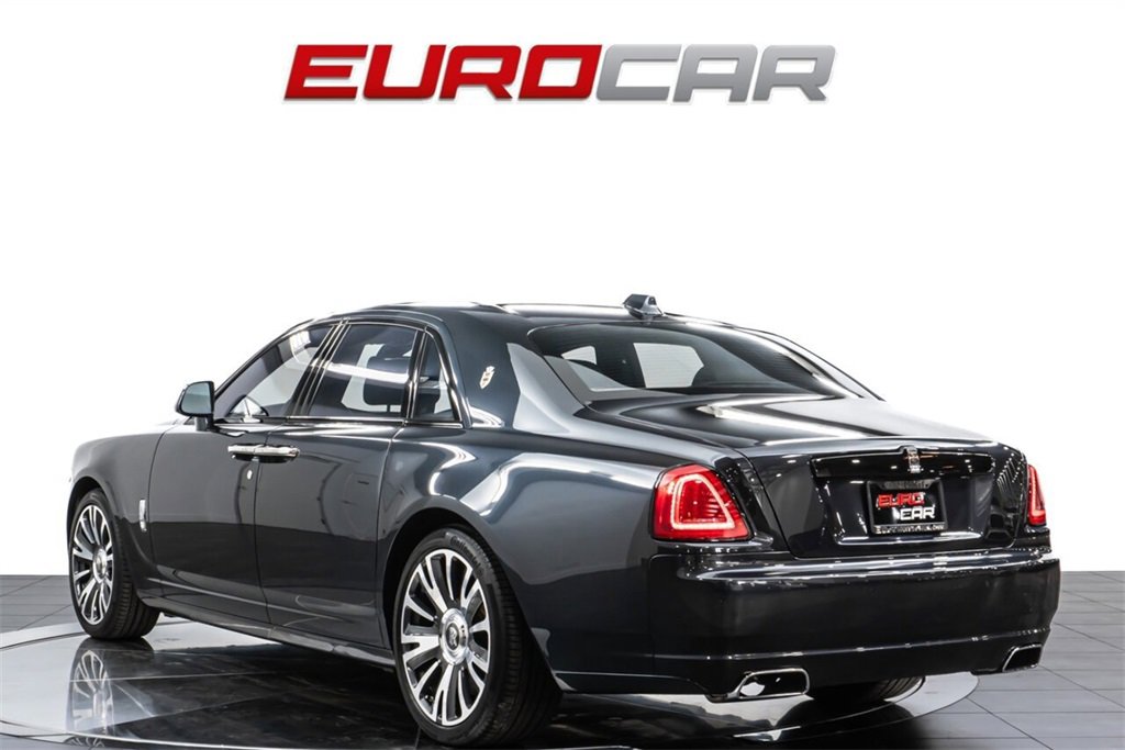 Used 2019 Rolls-Royce Ghost image 4