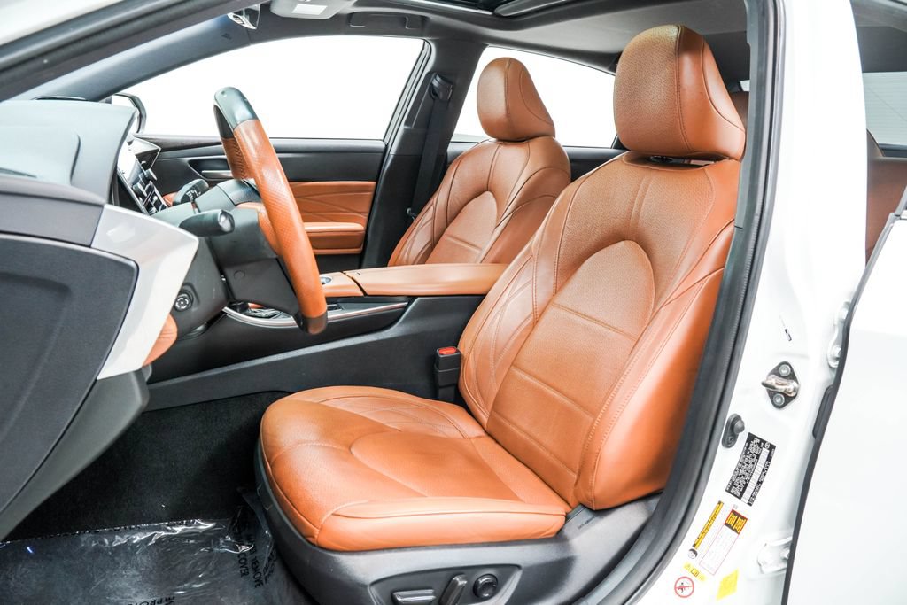 Used 2019 Toyota Avalon Limited w/ Advanced Safety Package FWD image 15
