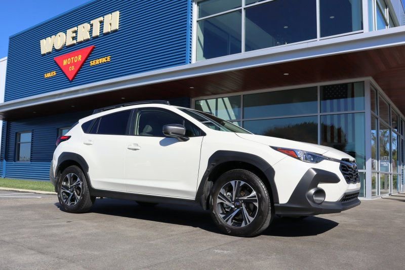 Used 2024 Subaru Crosstrek 2.0i Premium image 1