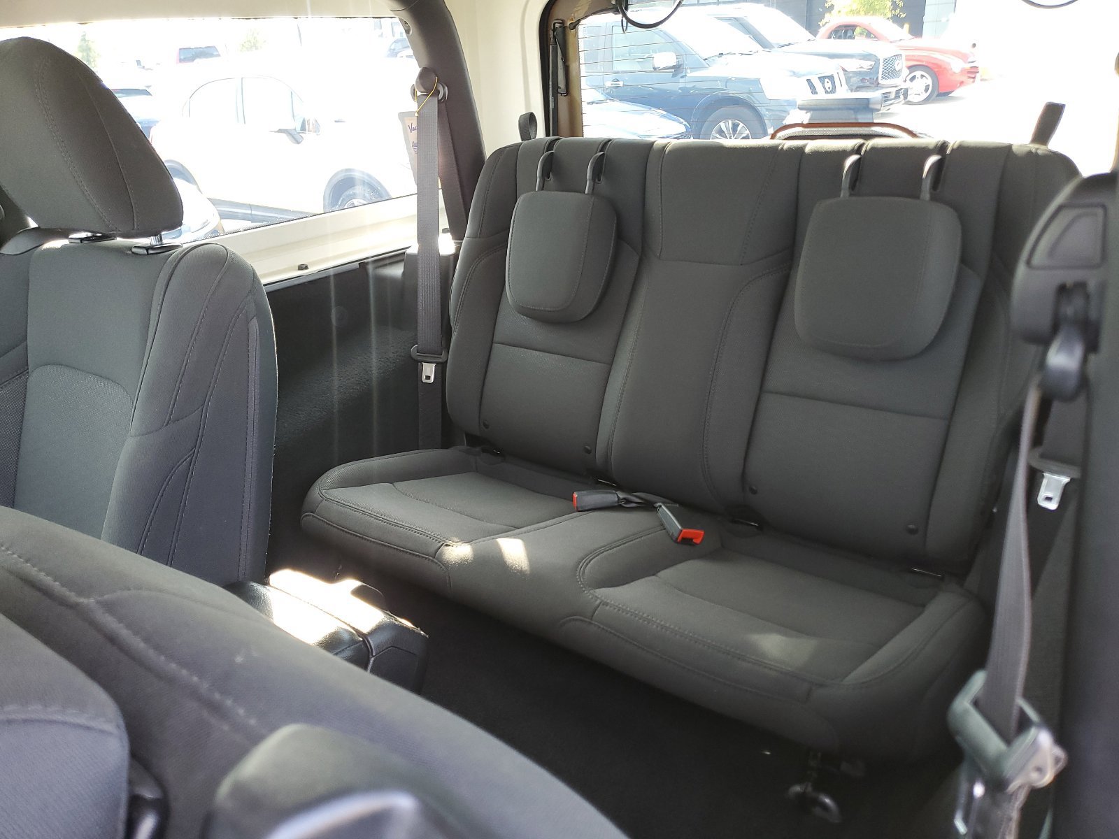 Used 2020 Jeep Wrangler Sport AWD/4WD image 36