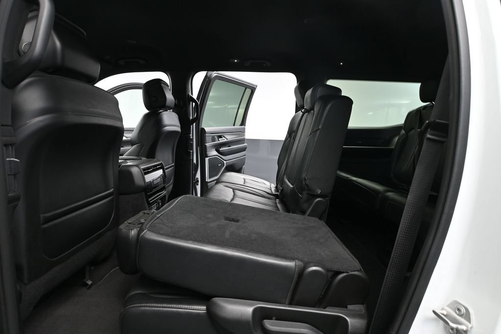 Used 2023 Jeep Wagoneer Series II AWD/4WD image 33