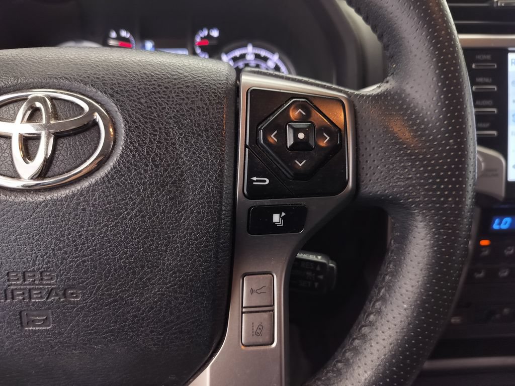 Used 2022 Toyota 4Runner Limited RWD image 11
