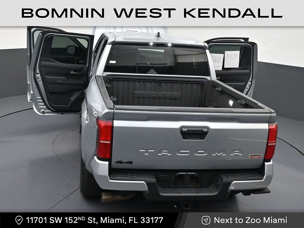 Used 2024 Toyota Tacoma TRD Sport image 33