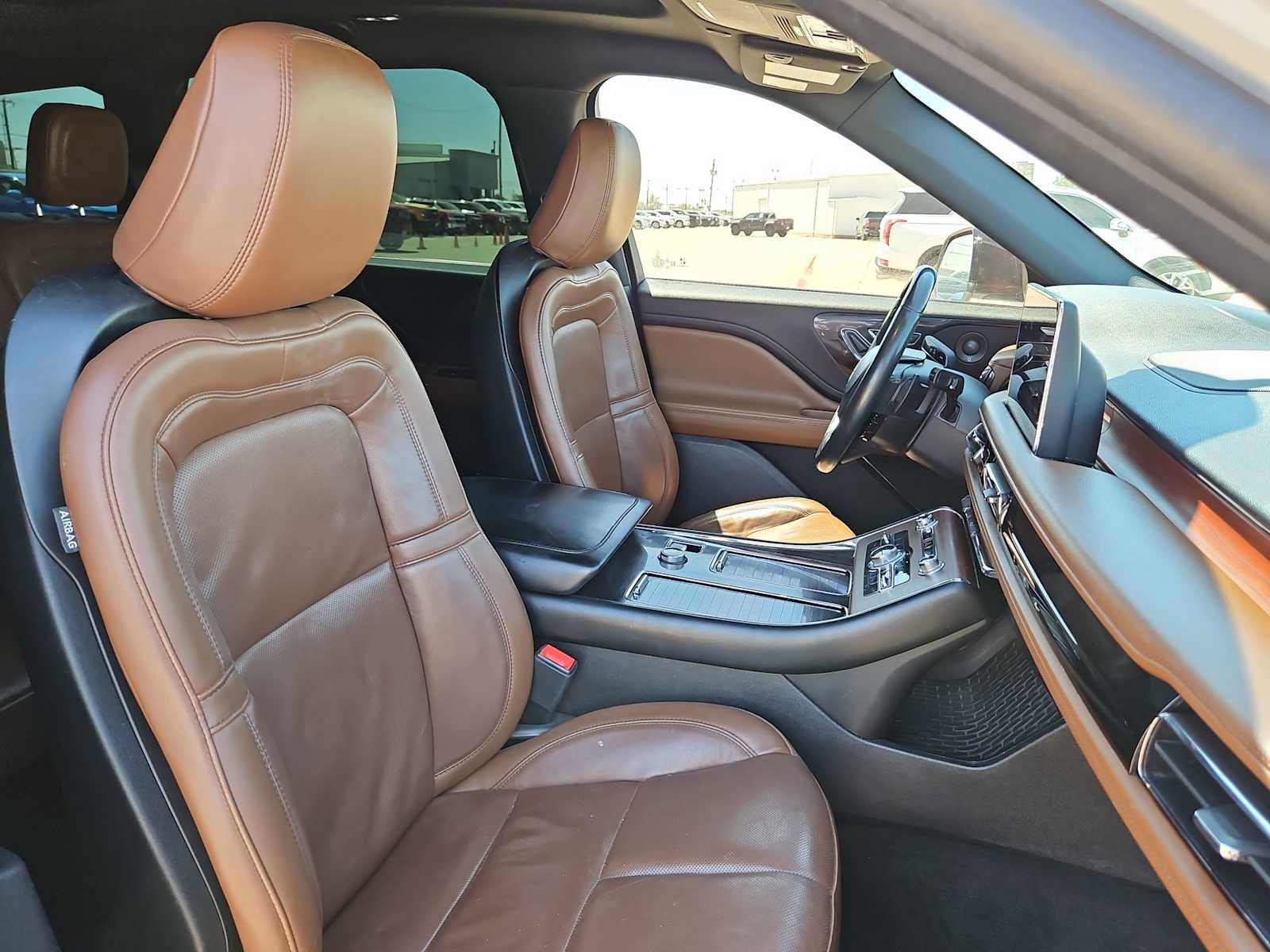 Used 2023 Lincoln Aviator Reserve w/ Elements Package Plus RWD image 18