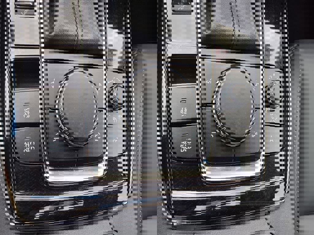 Certified 2025 MAZDA CX-30 AWD 2.5 S w/ Preferred Package image 24