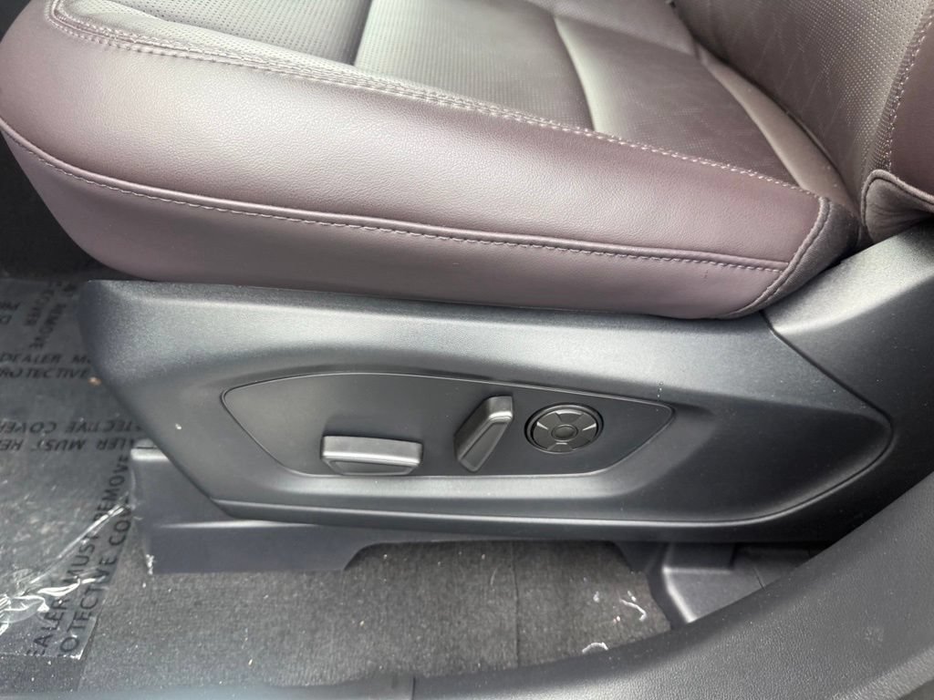 New 2026 Ford Explorer Platinum AWD/4WD image 14