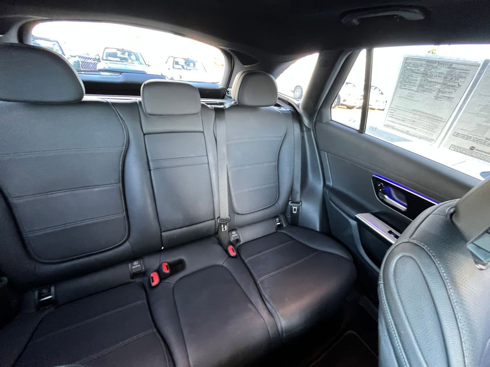 Used 2024 Mercedes-Benz GLC 300 4MATIC image 37