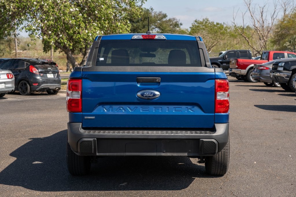 Used 2023 Ford Maverick XL image 4