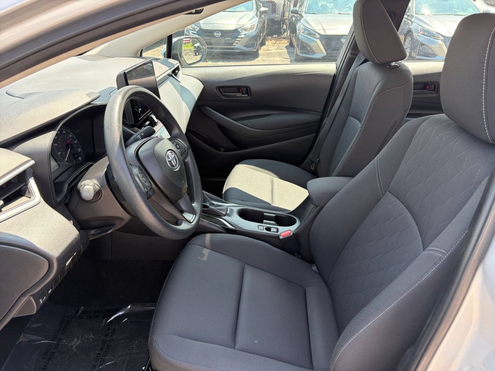 Used 2025 Toyota Corolla LE FWD image 22