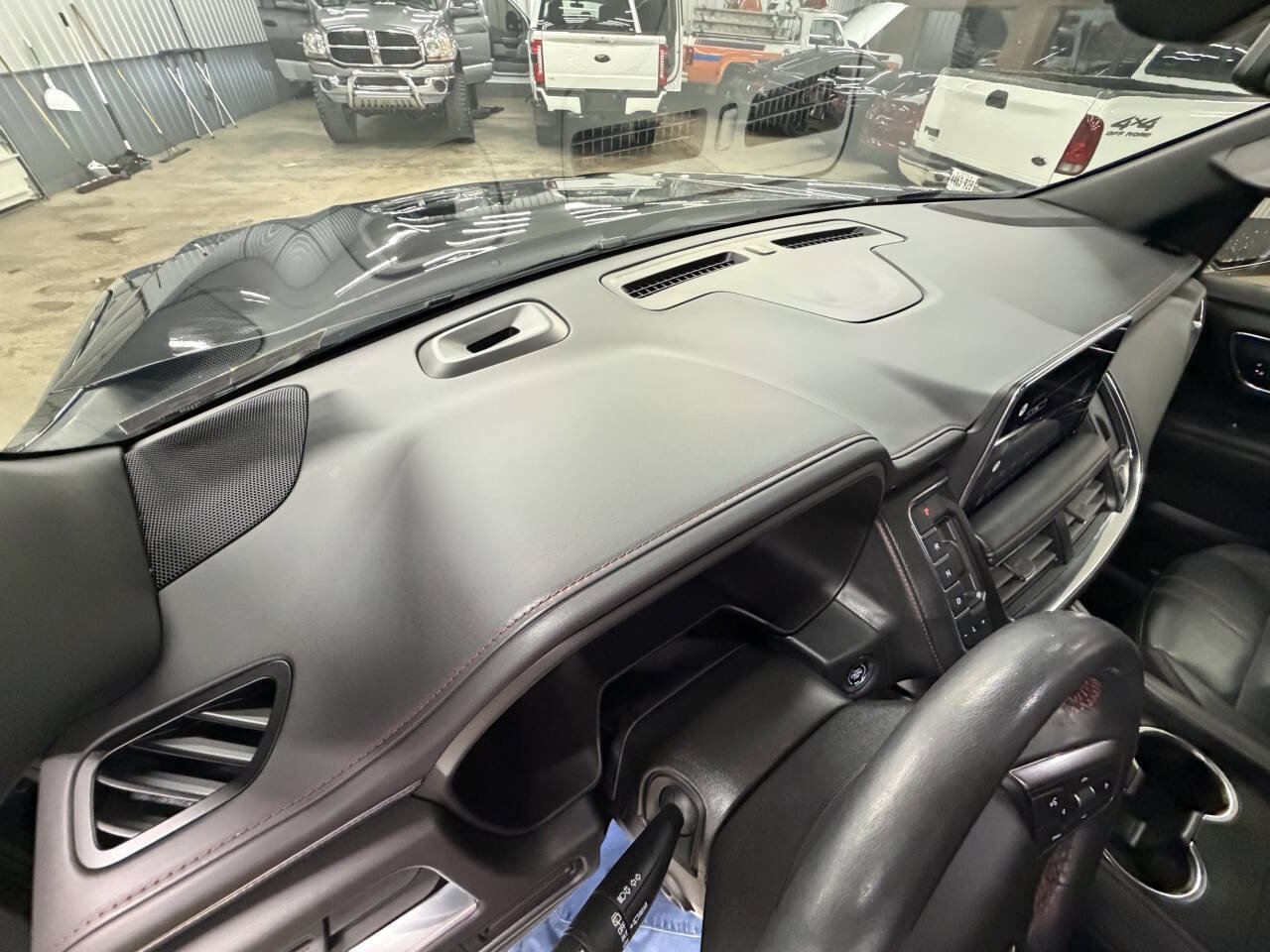 Used 2022 Chevrolet Tahoe RST w/ Sport Performance Package image 11