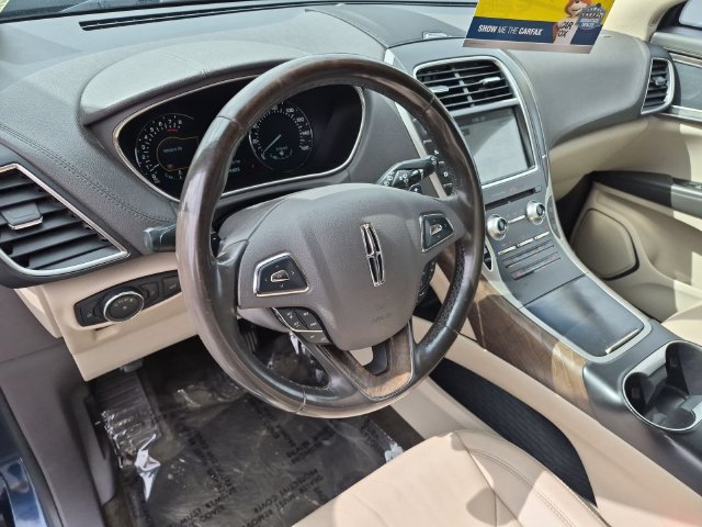 Used 2017 Lincoln MKX Select w/ Select Plus Package FWD image 15