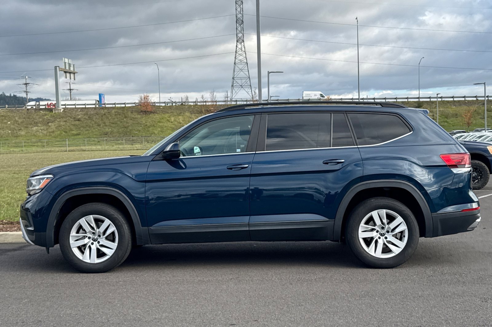 Used 2021 Volkswagen Atlas S image 6