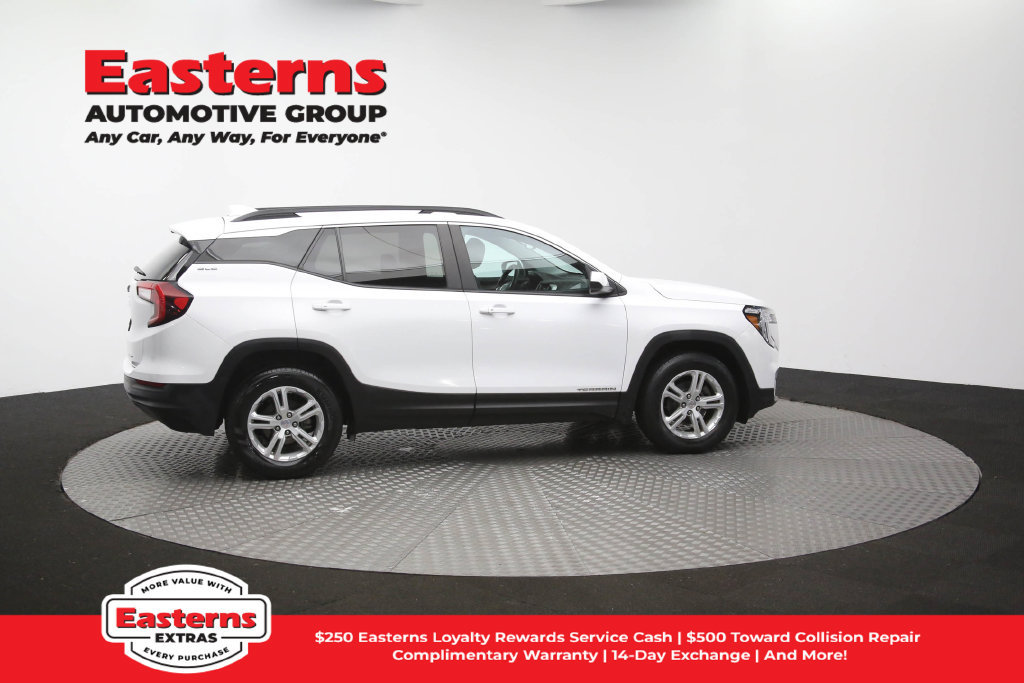 Used 2023 GMC Terrain SLE w/ Driver Convenience Package AWD/4WD image 47