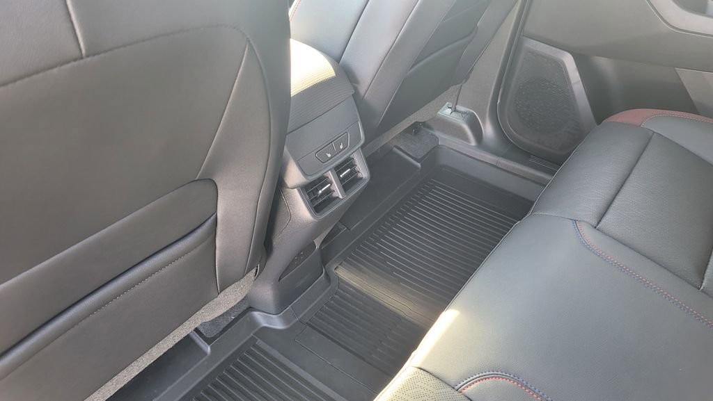 New 2026 Chevrolet Equinox RS image 26