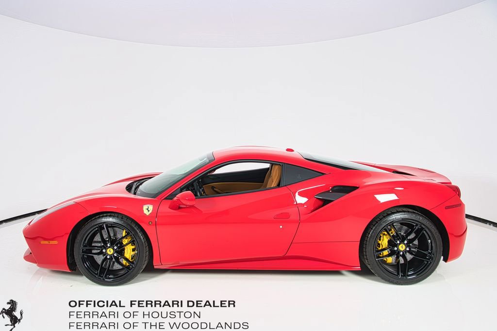 Used 2016 Ferrari 488 GTB image 8