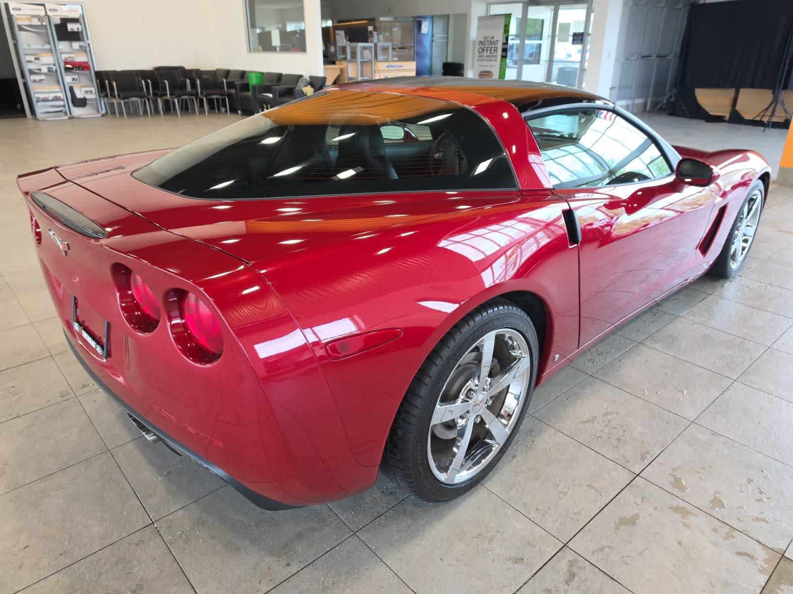 Used 2010 Chevrolet Corvette Coupe w/ Preferred Equipment Group RWD image 6