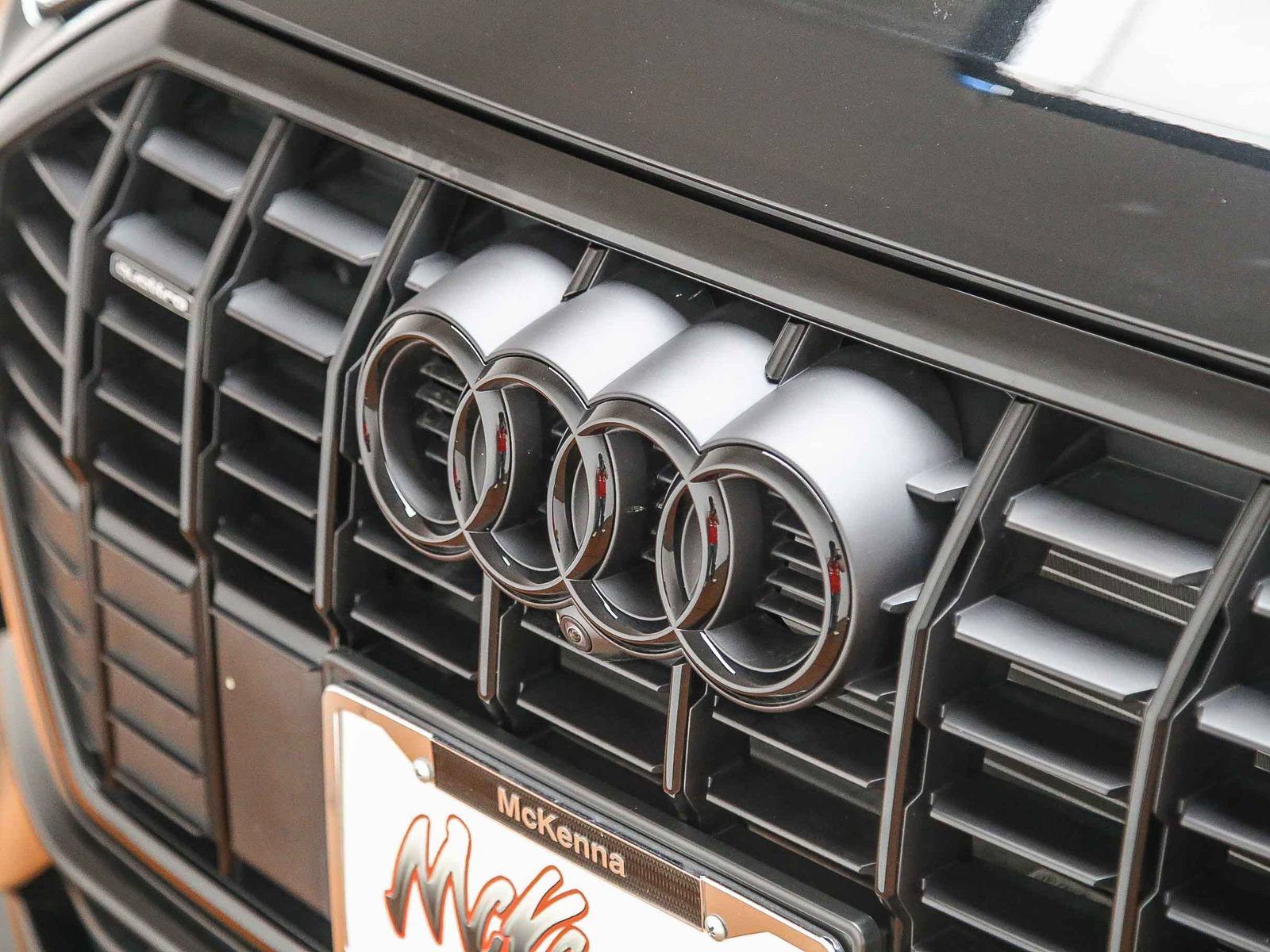 Certified 2025 Audi Q3 2.0T Premium Plus w/ Premium Plus Package AWD/4WD image 12