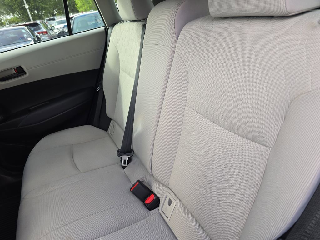 Used 2022 Toyota Corolla Cross L image 9