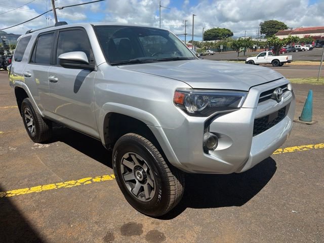 Used 2022 Toyota 4Runner SR5 AWD/4WD image 7
