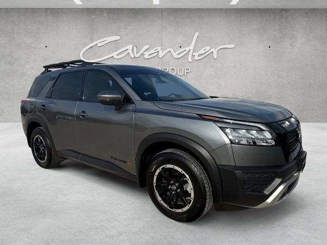 Used 2025 Nissan Pathfinder Rock Creek image 2