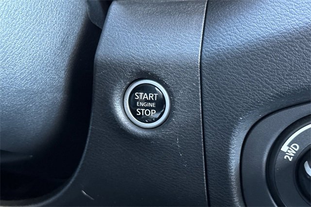 Used 2023 Nissan Frontier SV image 24