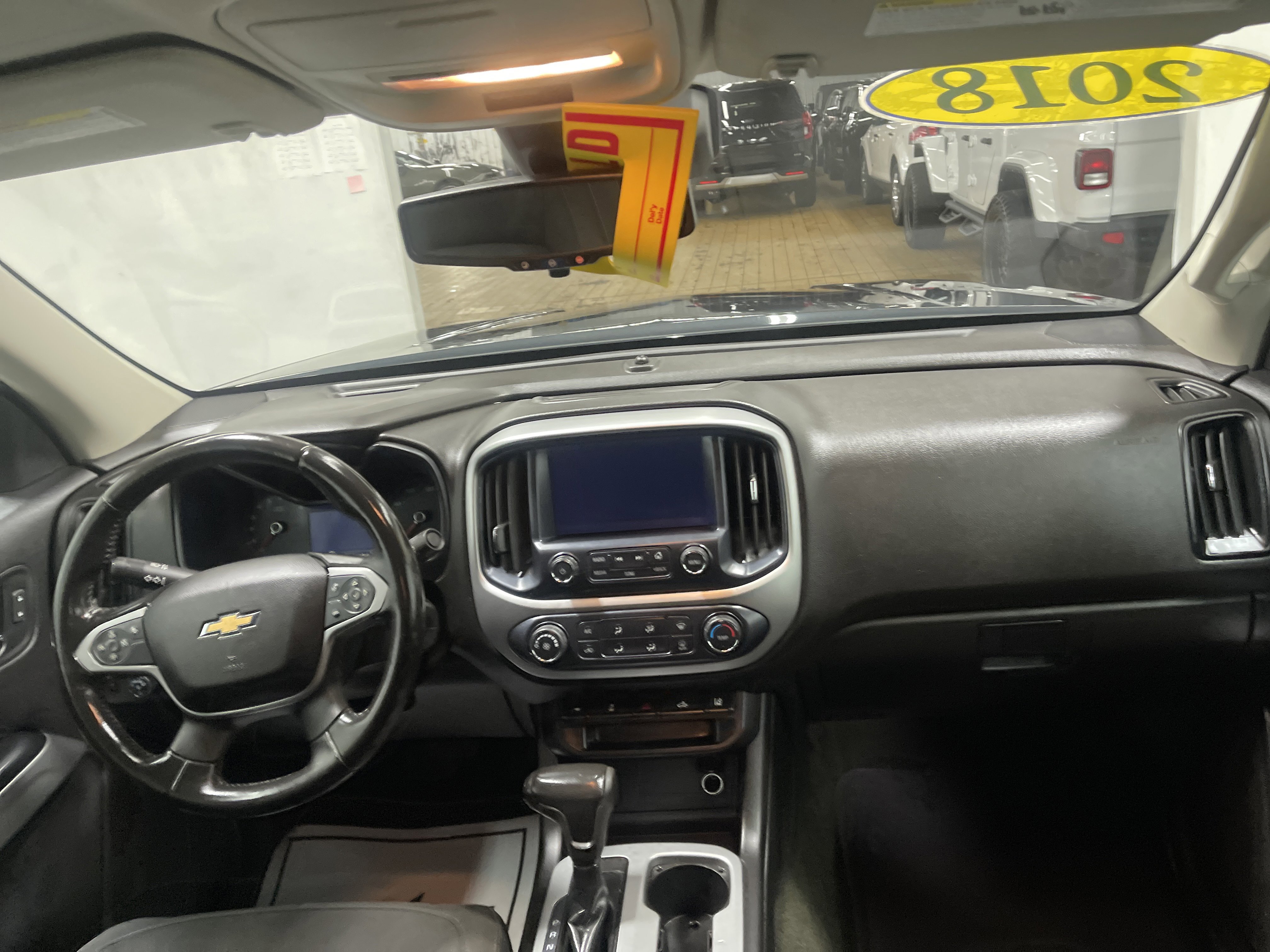 Used 2018 Chevrolet Colorado LT w/ LT Convenience Package image 22