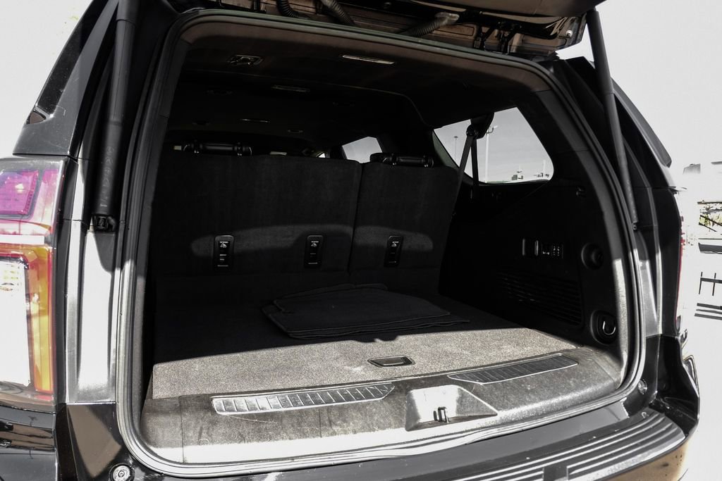 Used 2024 Chevrolet Suburban Premier image 51