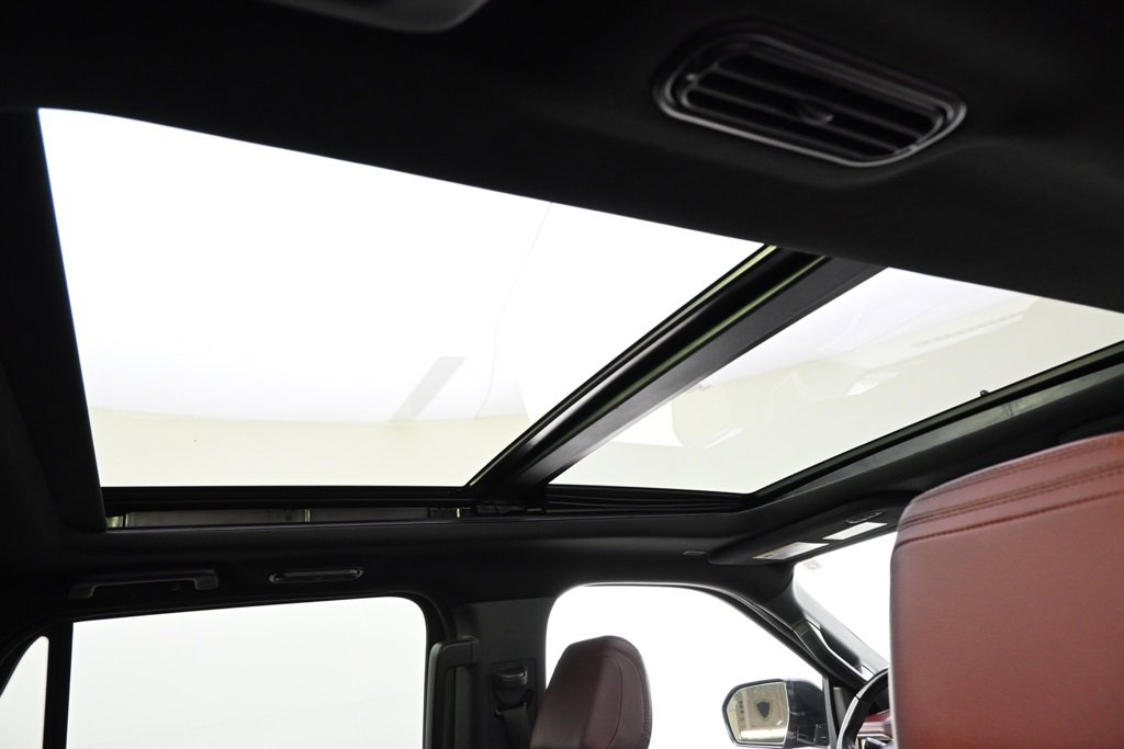 Used 2023 Ford Expedition Limited image 17