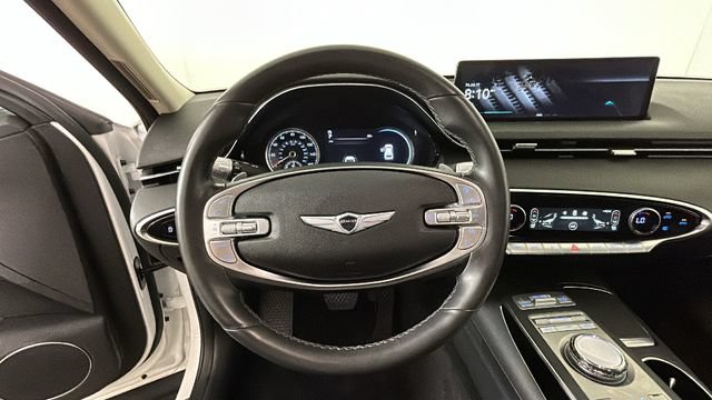 Used 2025 Genesis GV70 2.5T AWD/4WD image 14