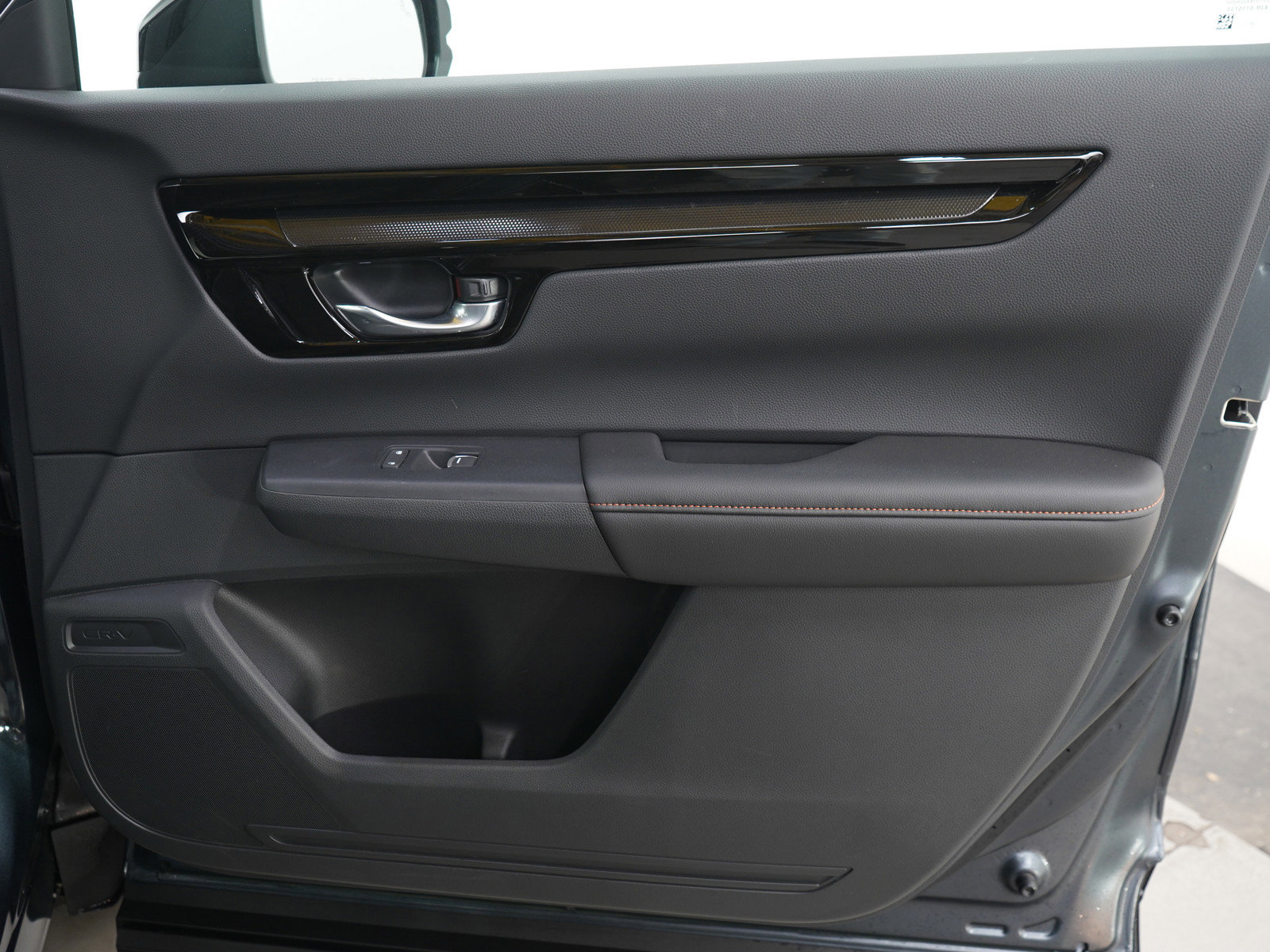 Used 2026 Honda CR-V Sport Touring image 12