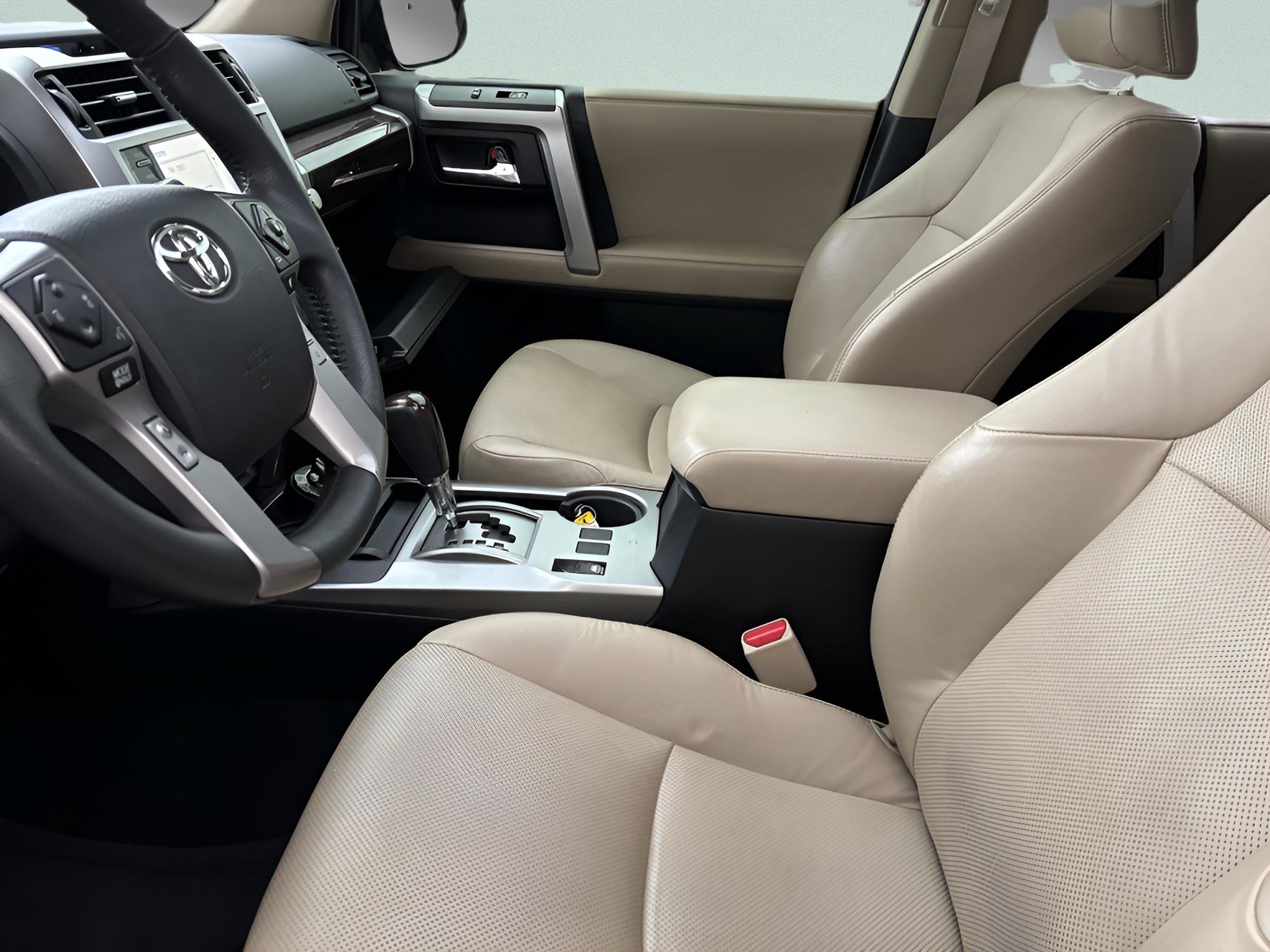 Used 2020 Toyota 4Runner Limited image 15