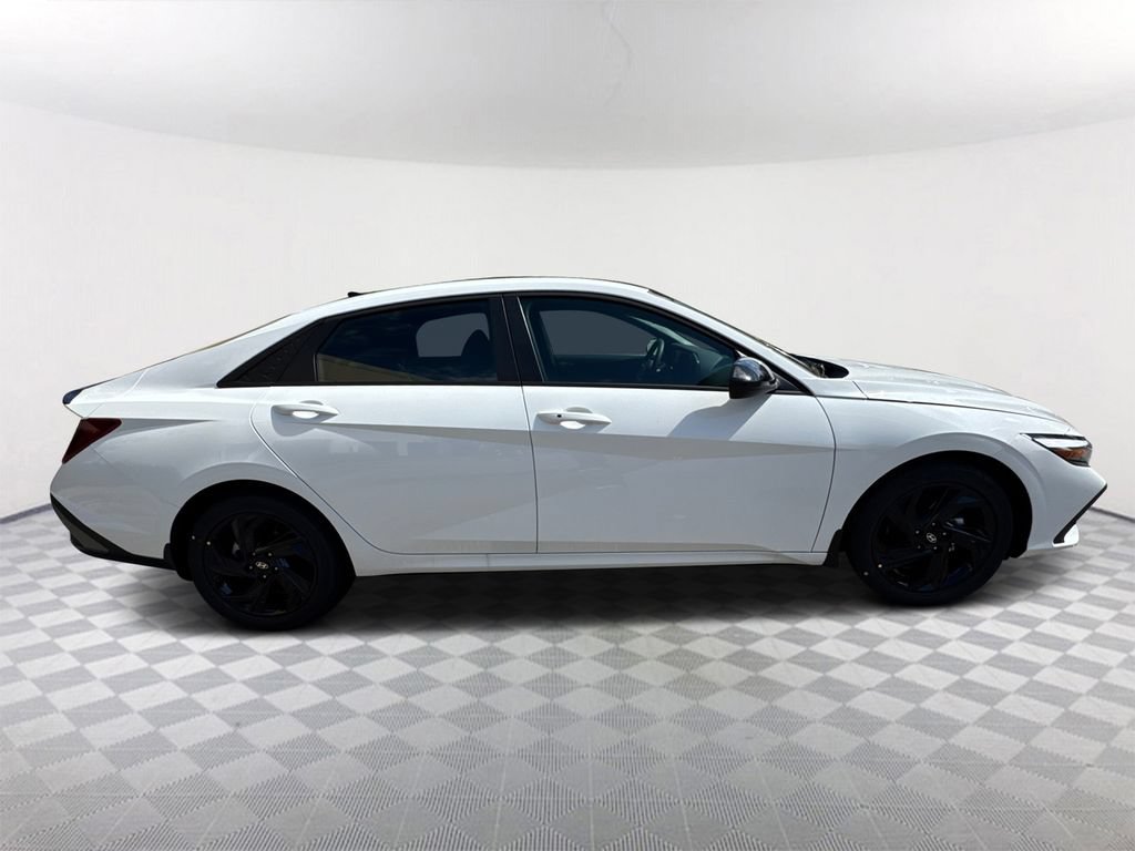New 2026 Hyundai Elantra Sport FWD image 4
