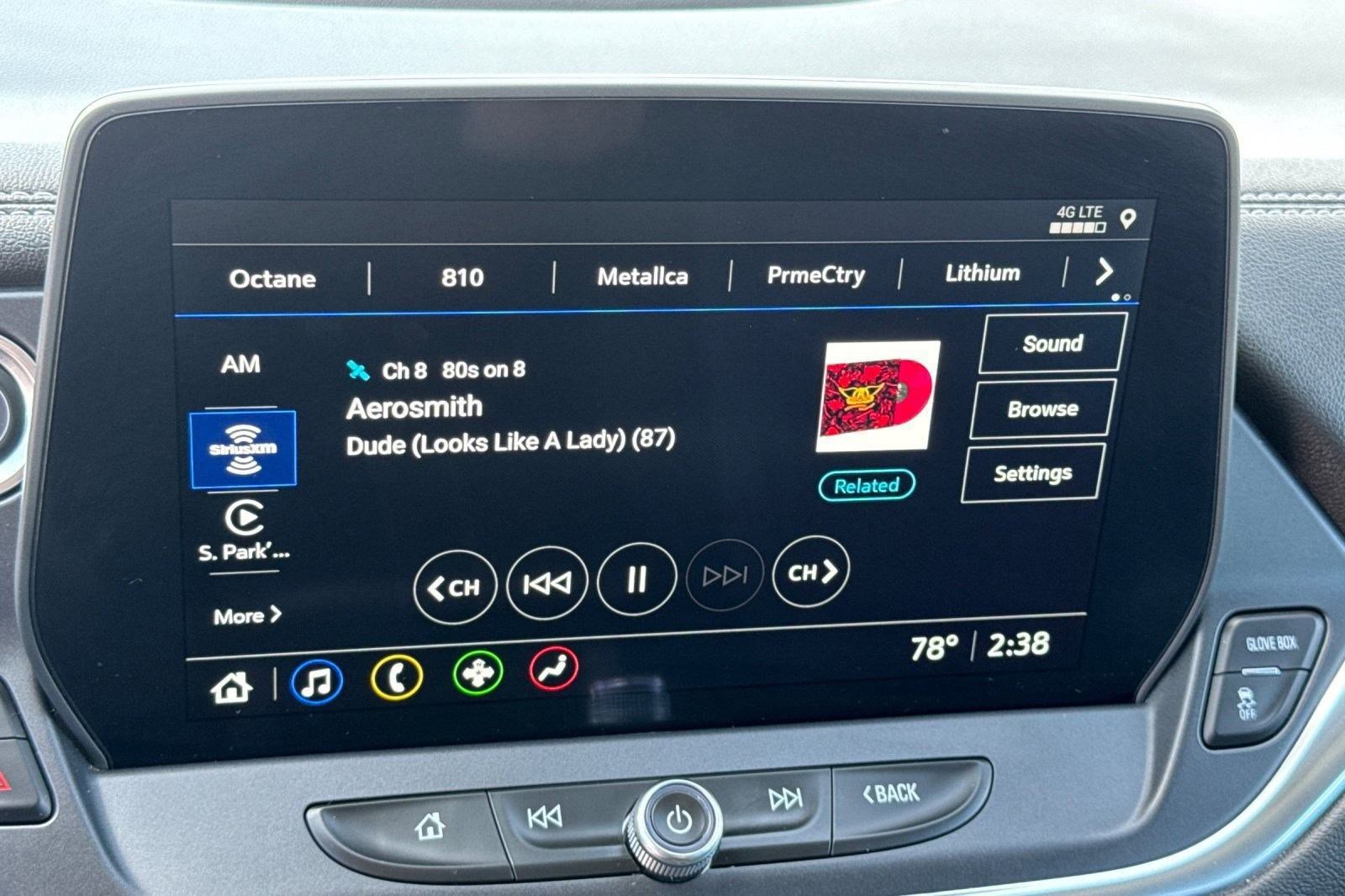 Used 2025 Chevrolet Blazer LT image 17